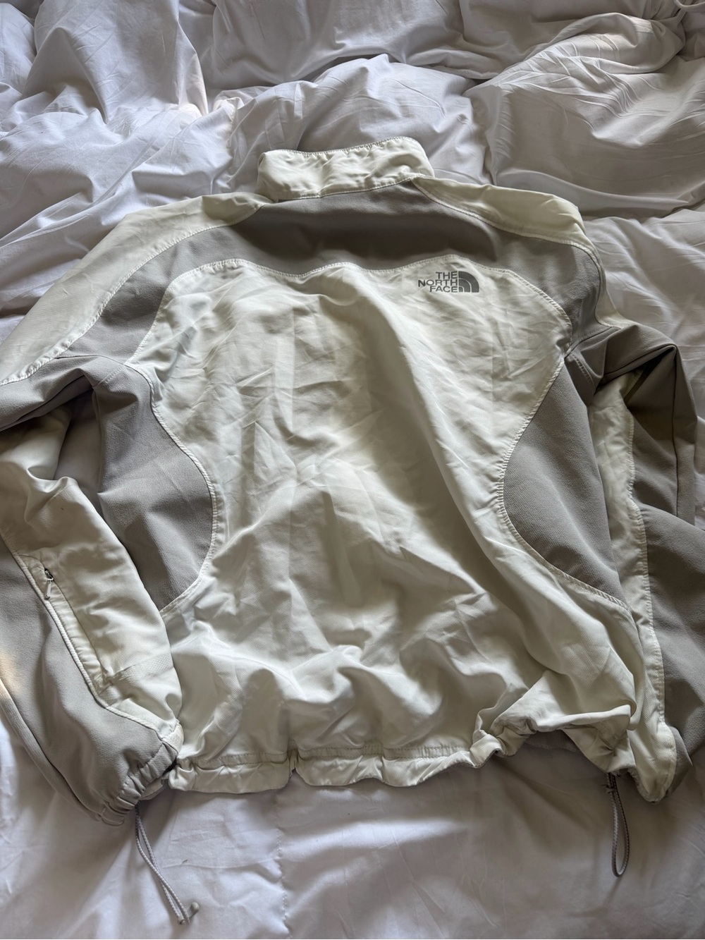 The North Face Cream and Light Gray Women's Softshell Jacket - Picture 7 of 7